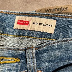 Wrangler Slim Straight Jean